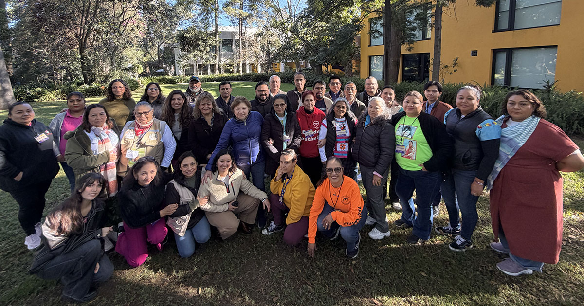 Grupo de víctimas participantes al encuentro